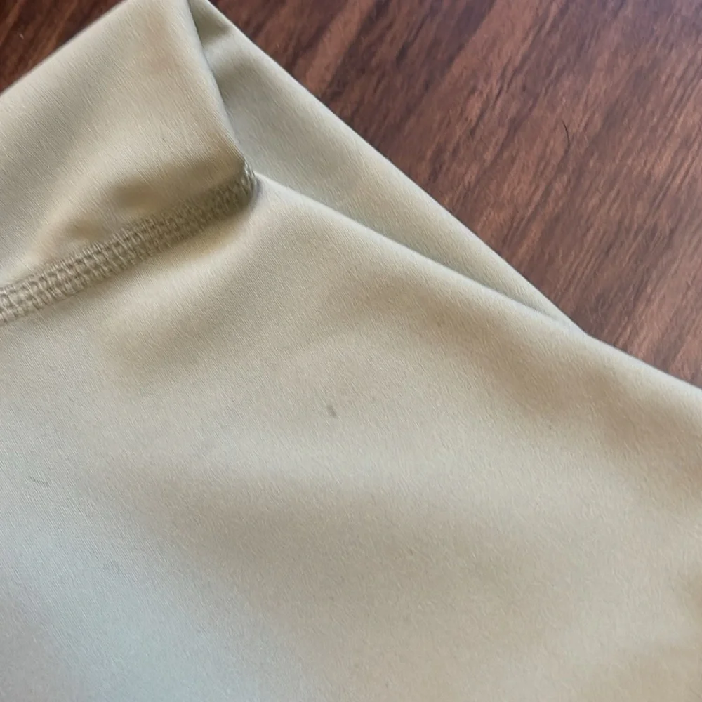 Nwt Halara High Waisted Crossover 2 in 1 skort pockets skirt seagrass Small